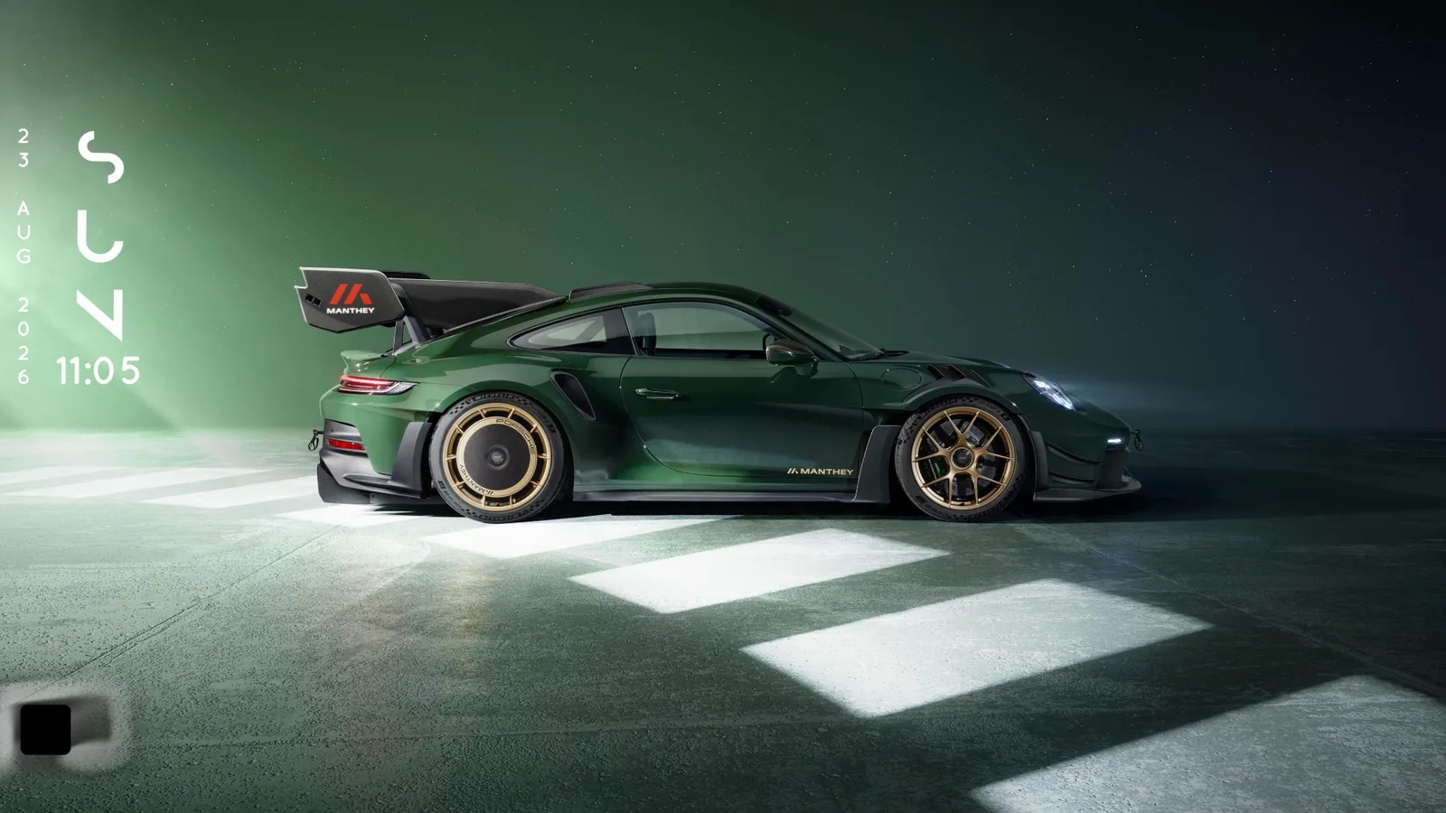 Green Porsche 911 GT3 RS Studio